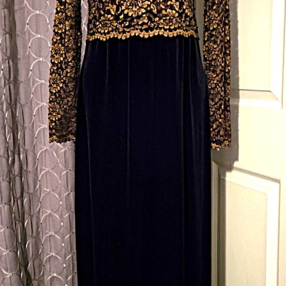 Jeremy Scott Braemar Gold Laced & Black Velvet Gown - Size 14 - Picture 5 of 7